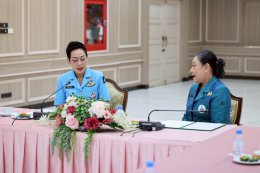 นายกสมาคมคู่สมรสทหารอากาศ และคณะ ในโอกาสเข้าเยี่ยมบำรุงขวัญทหารผ่านศึก