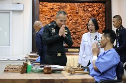 ปลัดกระทรวงกลาโหม และผู้แทนเหล่าทัพ เยี่ยมเยียนพร้อมมอบเงินบำรุงขวัญให้แก่ทหารผ่านศึกที่ได้รับบาดเจ็บจากการปฏิบัติหน้าที่