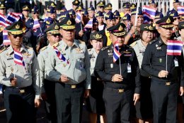 วันที่ 4 ส.ค. 2568 พลเอก เดชนิธิศ เหลืองงามขำ ผู้อำนวยการองค์การสงเคราะห์ทหารผ่านศึก จัดกิจกรรมรวมพลังปกป้องแผ่นดิน และกล่าวสดุดีนักรบผู้กล้า ทั้งทหาร ตำรวจ อาสาสมัครทหารพรานตำรวจตระเวนชายแดน และพลเรือน ที่เสียสละเลือดเนื้อและชีวิตเพื่อปกป้องเอกราช