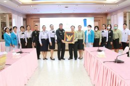 พลตรี ศุภกิตติ ขัมพานนท์ ผู้อำนวยการสำนักงานแพทย์ทหาร กรมยุทธบริการทหาร กองบัญชาการกองทัพไทย พร้อมคณะเข้าเยี่ยมชมกิจการด้านการแพทย์ ณ โรงพยาบาลทหารผ่านศึก