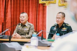  พล.ต.ท.ธนายุตม์ วุฒิจรัสธำรงค์ ผู้ช่วย ผบ.ตร., คุณนภัสนันท์ วุฒิจรัสธำรงค์, คุณจุลณี ตั๊นเจริญ ประธานกรรมการผู้จัดการโรงแรมพาราดิโซ เจเคดีไซน์ และคุณสุรสีห์ แห่งศรีสุวรรณ เข้ามอบเงินเพื่อปรับปรุงห้องผู้ป่วยพิเศษ