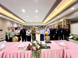 พลตรี ศุภกิตติ ขัมพานนท์ ผู้อำนวยการสำนักงานแพทย์ทหาร กรมยุทธบริการทหาร กองบัญชาการกองทัพไทย พร้อมคณะเข้าเยี่ยมชมกิจการด้านการแพทย์ ณ โรงพยาบาลทหารผ่านศึก