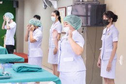 นักเรียนพนักงานผู้ช่วยพยาบาล เดอะแคร์การบริบาลรุ่นที่ 40 สอบวัดผลภาคทักษะก่อนออกฝึกภาคปฎิบัติ ( The Care Skill Day )