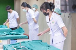 นักเรียนพนักงานผู้ช่วยพยาบาล เดอะแคร์การบริบาลรุ่นที่ 40 สอบวัดผลภาคทักษะก่อนออกฝึกภาคปฎิบัติ ( The Care Skill Day )