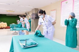 นักเรียนพนักงานผู้ช่วยพยาบาล เดอะแคร์การบริบาลรุ่นที่ 40 สอบวัดผลภาคทักษะก่อนออกฝึกภาคปฎิบัติ ( The Care Skill Day )
