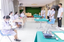นักเรียนพนักงานผู้ช่วยพยาบาล เดอะแคร์การบริบาลรุ่นที่ 40 สอบวัดผลภาคทักษะก่อนออกฝึกภาคปฎิบัติ ( The Care Skill Day )