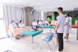 นักเรียนพนักงานผู้ช่วยพยาบาล เดอะแคร์การบริบาลรุ่นที่ 40 สอบวัดผลภาคทักษะก่อนออกฝึกภาคปฎิบัติ ( The Care Skill Day )