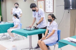 นักเรียนพนักงานผู้ช่วยพยาบาล เดอะแคร์การบริบาลรุ่นที่ 40 สอบวัดผลภาคทักษะก่อนออกฝึกภาคปฎิบัติ ( The Care Skill Day )