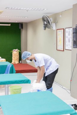 นักเรียนพนักงานผู้ช่วยพยาบาล เดอะแคร์การบริบาลรุ่นที่ 40 สอบวัดผลภาคทักษะก่อนออกฝึกภาคปฎิบัติ ( The Care Skill Day )