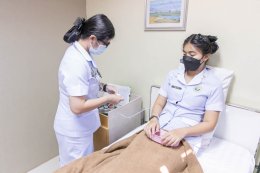 นักเรียนพนักงานผู้ช่วยพยาบาล เดอะแคร์การบริบาลรุ่นที่ 40 สอบวัดผลภาคทักษะก่อนออกฝึกภาคปฎิบัติ ( The Care Skill Day )