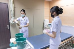 นักเรียนพนักงานผู้ช่วยพยาบาล เดอะแคร์การบริบาลรุ่นที่ 40 สอบวัดผลภาคทักษะก่อนออกฝึกภาคปฎิบัติ ( The Care Skill Day )