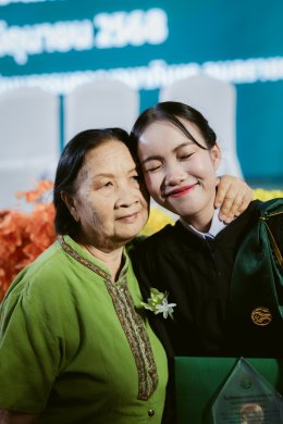 พิธีรับใบประกาศนียบัตร และรับมอบเข็ม ปี 2568