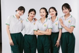 ชุดเครื่องแบบโรงเรียน