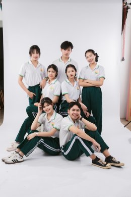 ชุดเครื่องแบบโรงเรียน