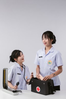 ชุดเครื่องแบบโรงเรียน