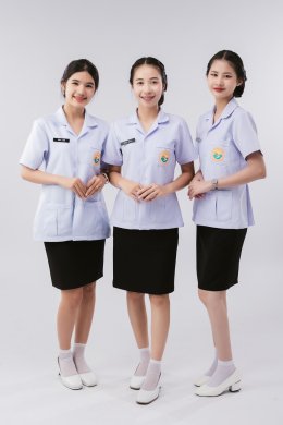 ชุดเครื่องแบบโรงเรียน
