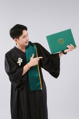 ชุดเครื่องแบบโรงเรียน