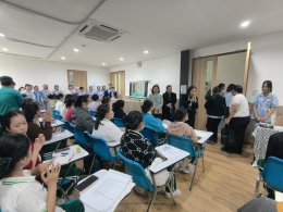 ต้อนรับ ผศ.ดร.นุสรา ประเสริฐศรี ผู้อำนวยการวิทยาลัยพยาบาลบรมราชชนนี สรรพสิทธิประสงค์ พร้อมคณะอาจารย์และนักศึกษาพยาบาลชั้นปีที่ 4 ในโอกาสเยี่ยมชมศูนย์ iCare Wellness