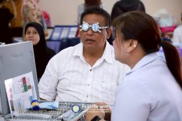 โครงการตรวจคัดกรองโรคตาและช่วยเหลือความผิดปกติทางการมองเห็นในผู้สูงอายุ และประชาชนกลุ่มเสี่ยงในตำบลสะเตงนอก ประจำปี 2569