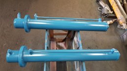 HYDRAULIC CYLINDER