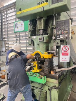 press machine maintenance
