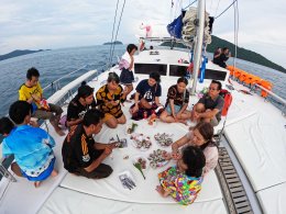 Review trip เกาะเฮ Sunset Catamaran