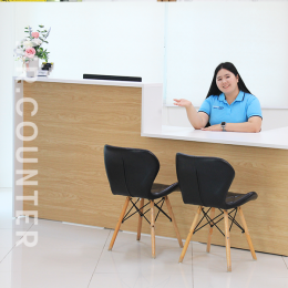 เคาน์เตอร์ประชาสัมพันธ์ "ต่างจาก" เคาน์เตอร์สำนักงานอย่างไร?