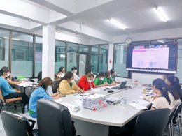 ภาพกิจกรรม การบรรยาย เรื่อง "เทคนิคการใช้ /การบำรุงรักษา และ การทำความสะอาดเครื่องแก้ว ในห้องปฏิบัติการเคมี" 