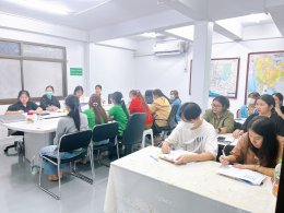 ภาพกิจกรรม การบรรยาย เรื่อง "เทคนิคการใช้ /การบำรุงรักษา และ การทำความสะอาดเครื่องแก้ว ในห้องปฏิบัติการเคมี" 