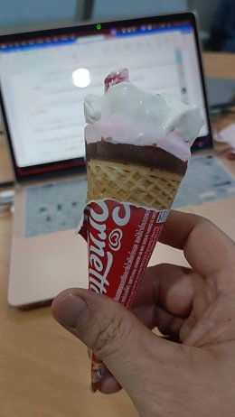 มา Consults & มา กินไอติม