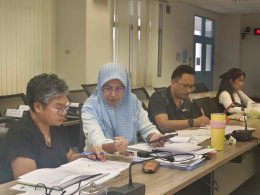 วันอาทิตย์...เราก็ทำงานนะ