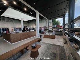adidas Originals Flagship Store : ทรงวาด