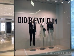 Dior Summer 2017 - Graphic Words & Art Gallery