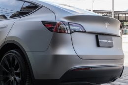 AMG Selenite Grey - Tesla Model Y