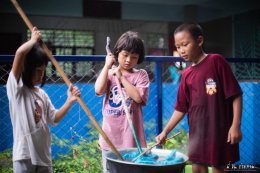 มูลนิธิเด็กขอขอบคุณผู้บริจาคทุกท่านที่ช่วยสนับสนุน ชุดผลิตภัณฑ์งานศิลปะจากฝีมือเด็ก