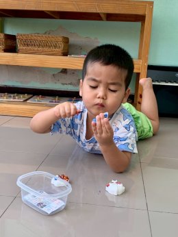 เรามารู้จักตัวเลขและนับเลขไปด้วยกันเถอะค่ะ