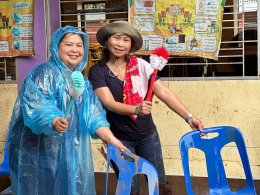 โรงเรียนหมู่บ้านเด็กร่วมทำความสะอาด โรงเรียนพระปริยัติธรรมประสพภัยน้ำท่วมจังหวัดน่าน