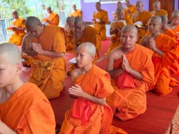 ร่วมสนับสนุนการบรรพชาสามเณร บวชศีลจาริณี และอบรมเยาวชนภาคฤดูร้อน ในปี ๒๕๖๙