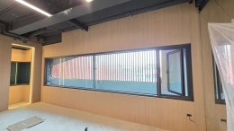 ผลงานติดตั้งอินทีเรียฟิล์มลายไม้ เปลี่ยนภาพลักษณ์ทั้งห้องในพริบตา