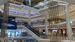 อัพเดทความสวยงามของบันไดเลื่อนสีขาว @เซ็นทรัลแอร์พอตเชียงใหม่ โซน Aquarium