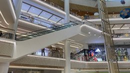 อัพเดทความสวยงามของบันไดเลื่อนสีขาว @เซ็นทรัลแอร์พอตเชียงใหม่ โซน Aquarium