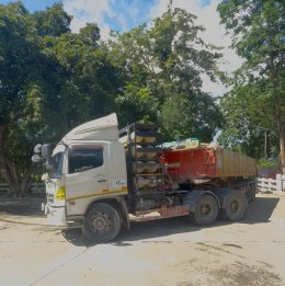 ยงคอนกรีตร่วมพลังจิตอาสา เสริมแนวกั้นน้ำ ป้องวัดถาวรวรารามและชุมชน