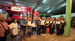 บริษัท ยงคอนกรีต จำกัด (มหาชน) ผนึกกำลัง สภาอุตสาหกรรมจังหวัดกาญจนบุรี ลงพื้นที่ส่งมอบถุงยังชีพบรรเทาทุกข์ผู้ประสบอุทกภัย