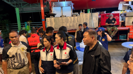 บริษัท ยงคอนกรีต จำกัด (มหาชน) ผนึกกำลัง สภาอุตสาหกรรมจังหวัดกาญจนบุรี ลงพื้นที่ส่งมอบถุงยังชีพบรรเทาทุกข์ผู้ประสบอุทกภัย