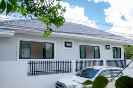 บ้านทรงปั้นหยาสไตล์โมเดิร์น HB01