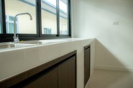 บ้านทรงปั้นหยาสไตล์โมเดิร์น HB01