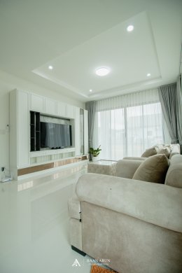 บ้านทรงจั่วผสมปั้นหยาสไตล์โมเดิร์น HB02