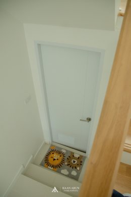 บ้านทรงจั่วผสมปั้นหยาสไตล์โมเดิร์น HB02