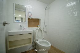 บ้านทรงจั่วผสมปั้นหยาสไตล์โมเดิร์น HB02