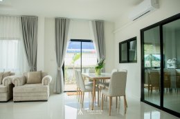 บ้านทรงจั่วผสมปั้นหยาสไตล์โมเดิร์น HB02